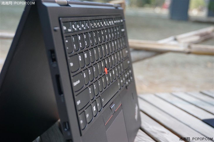 ThinkPad X1 YOGA評測